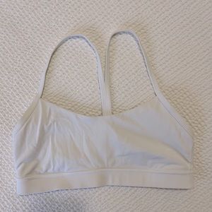 Lululemon Flow Y Nulu Bra